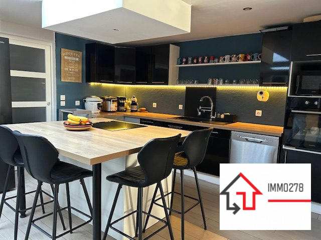 Maison - 149 m² - 5 pièces