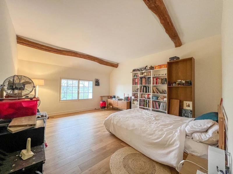 Demeure - 260 m² - 8 pièces