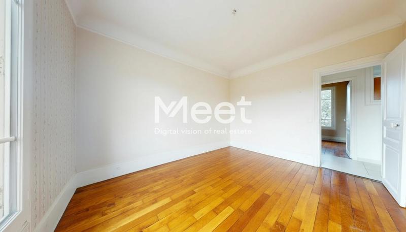 Appartement - 96 m² - 5 pièces