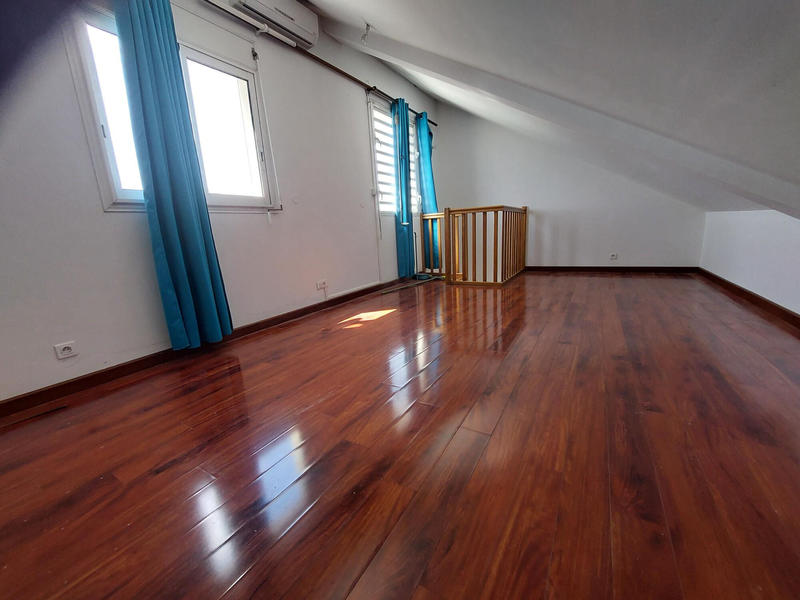 Appartement - 91 m² - 5 pièces