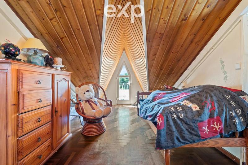 Villa - 197 m² - 6 pièces