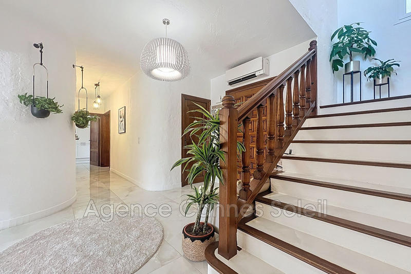 Villa - 210 m² - 7 pièces