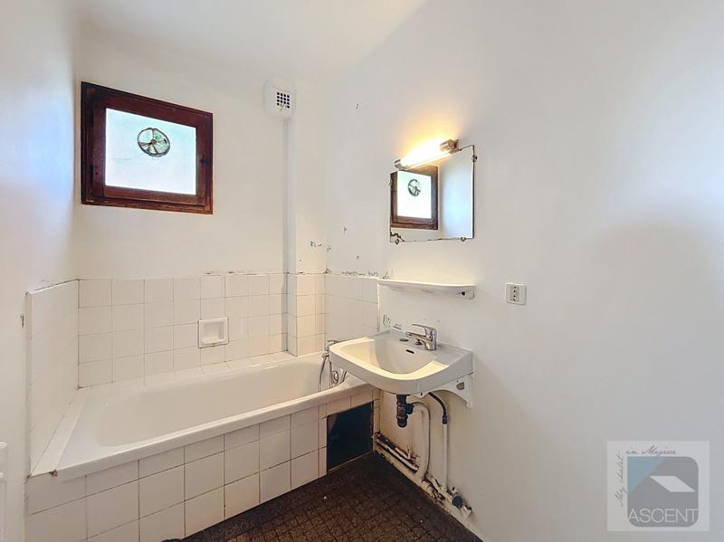 Appartement - 92 m² - 5 pièces