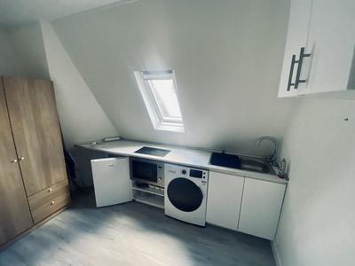 Studio - 14 m² - 1 pièce