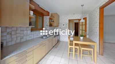 Appartement - 90 m² - 4 pièces