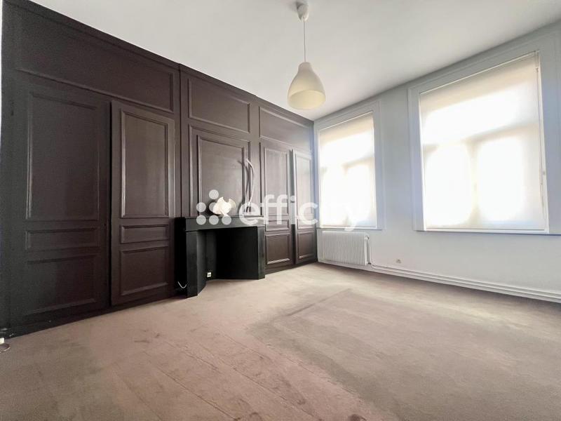 Maison - 205 m² - 7 pièces