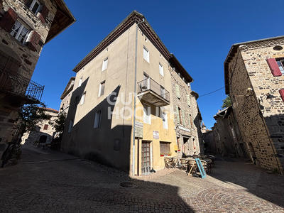 Immeuble - 200 m² - 10 pièces