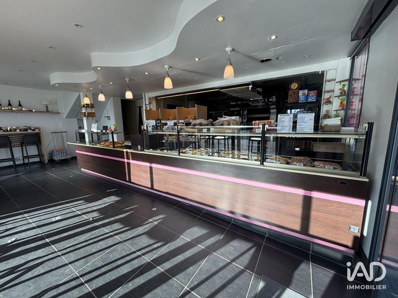 Local commercial - 200 m²