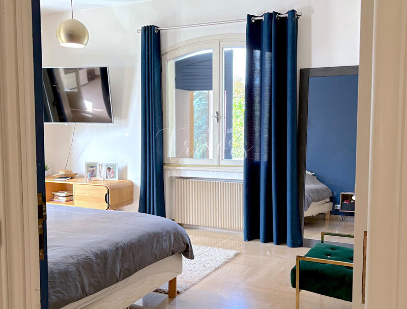 Villa - 345 m² - 8 pièces