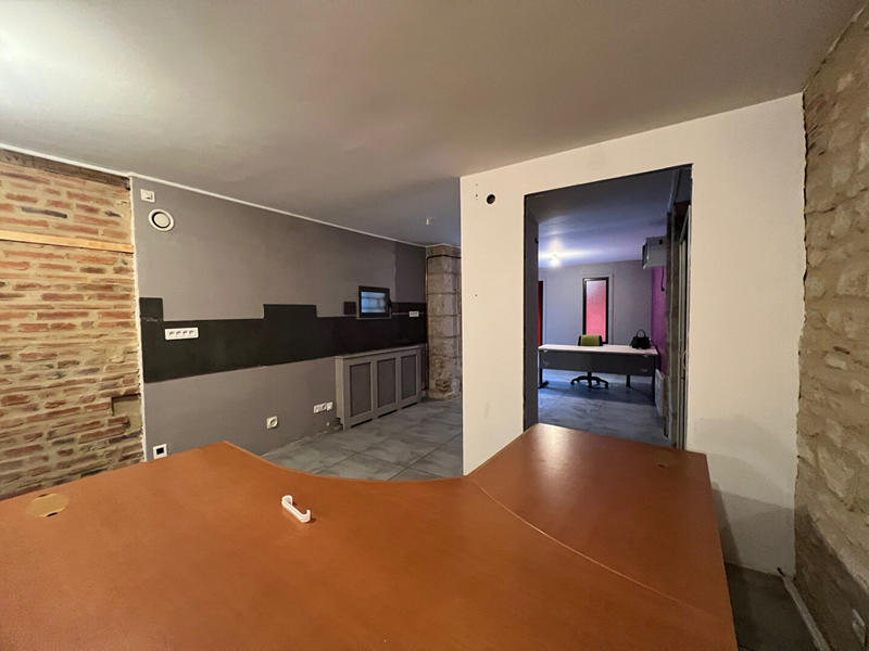 Local commercial - 68 m² - 2 pièces