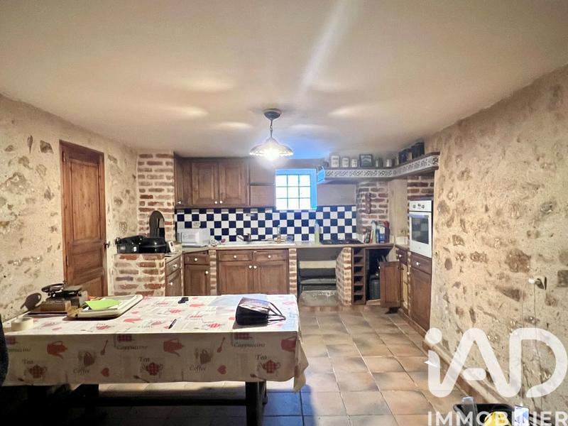 Maison - 227 m² - 9 pièces