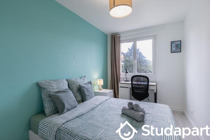 Chambre - 10 m² - 1 pièce