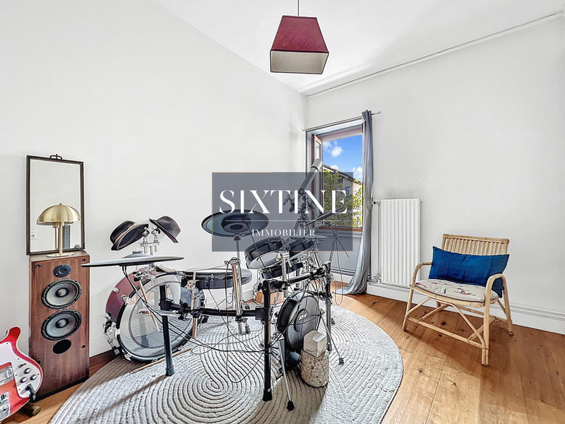 Maison - 82 m² - 4 pièces