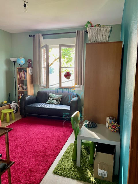 Maison - 192 m² - 6 pièces