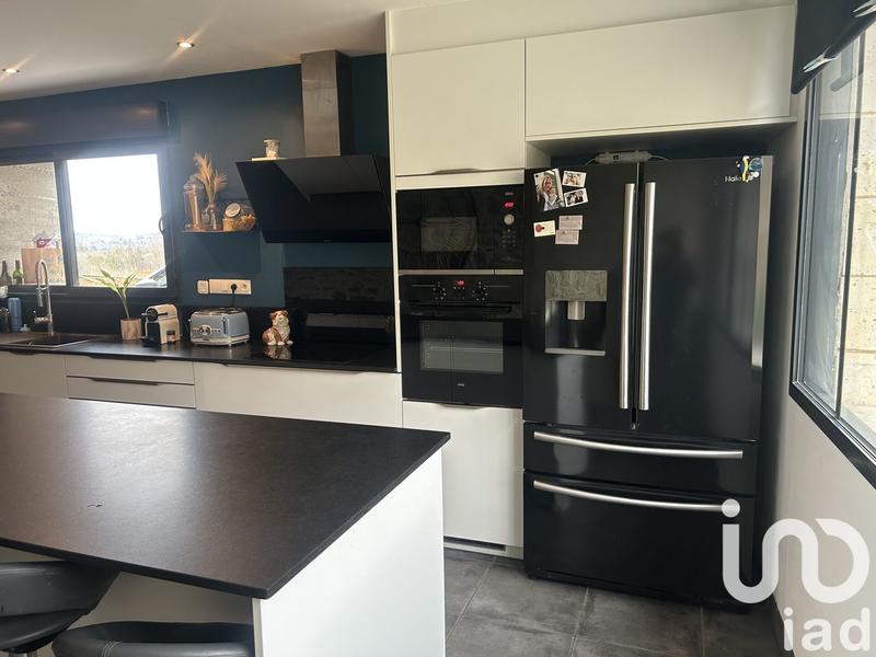 Maison - 217 m² - 7 pièces