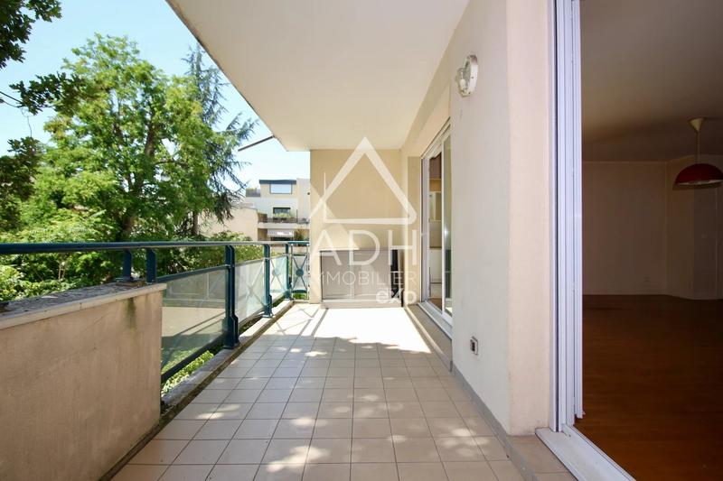 Appartement - 108 m² - 5 pièces