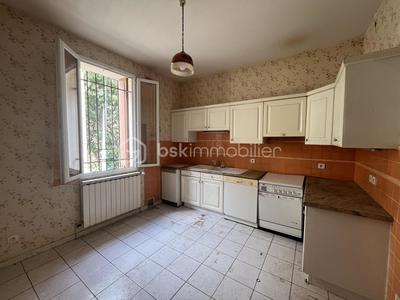 Maison traditionnelle - 149 m² - 7 pièces