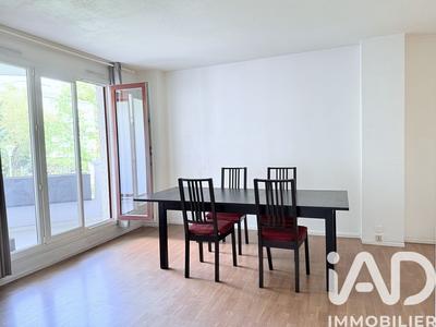 Appartement - 72 m² - 3 pièces