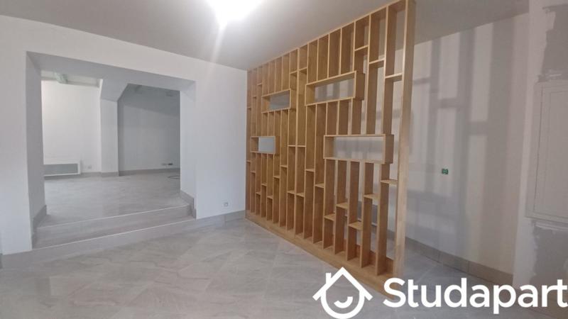 Appartement - 122 m² - 5 pièces