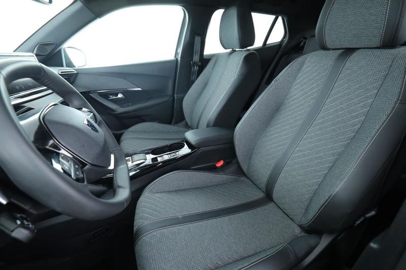 Peugeot 2008 1.2 Hybrid Allure e-Dcs6 136 ch