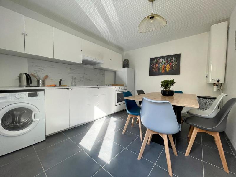 Immeuble - 152 m² - 7 pièces