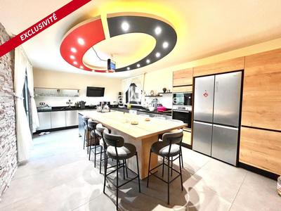 Maison - 165 m² - 5 pièces