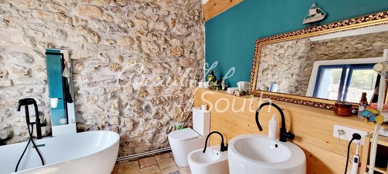 Maison de village - 233 m² - 7 pièces