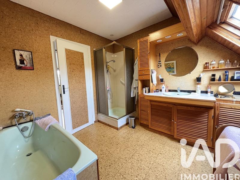 Maison - 128 m² - 7 pièces