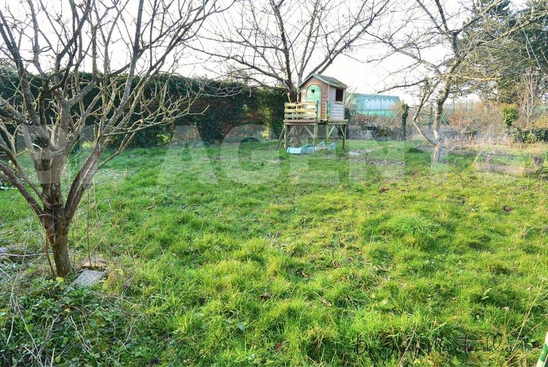 Maison jumelée - 97 m² - 6 pièces