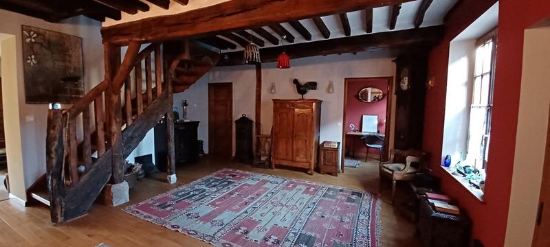 Maison - 202 m² - 9 pièces