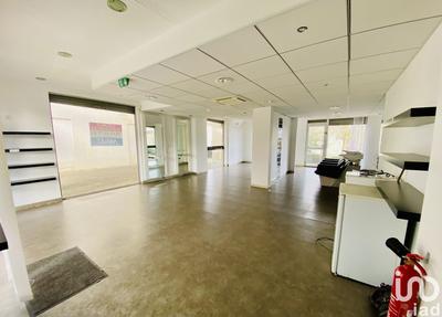 Local commercial - 84 m²