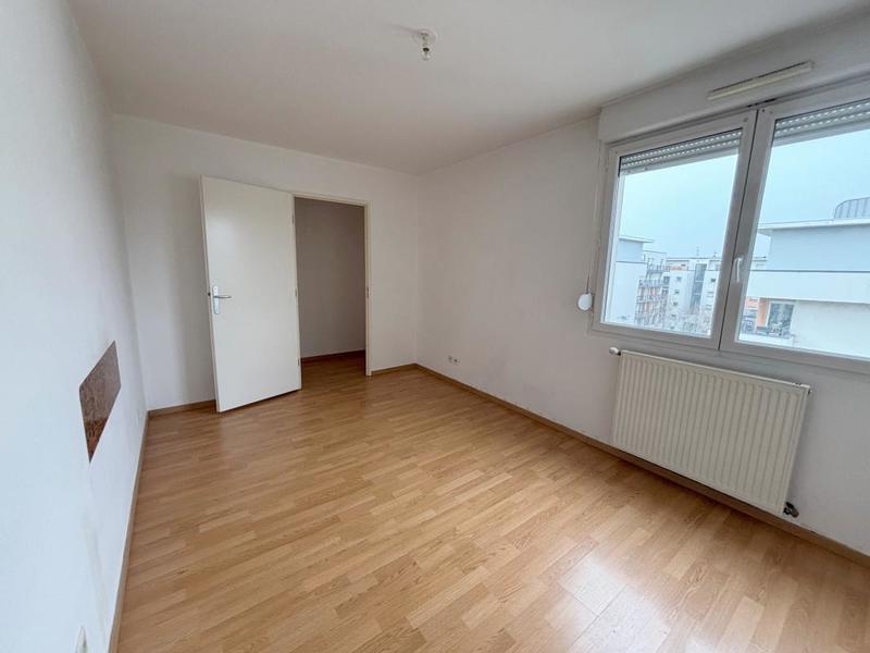 Appartement - 92 m² - 4 pièces
