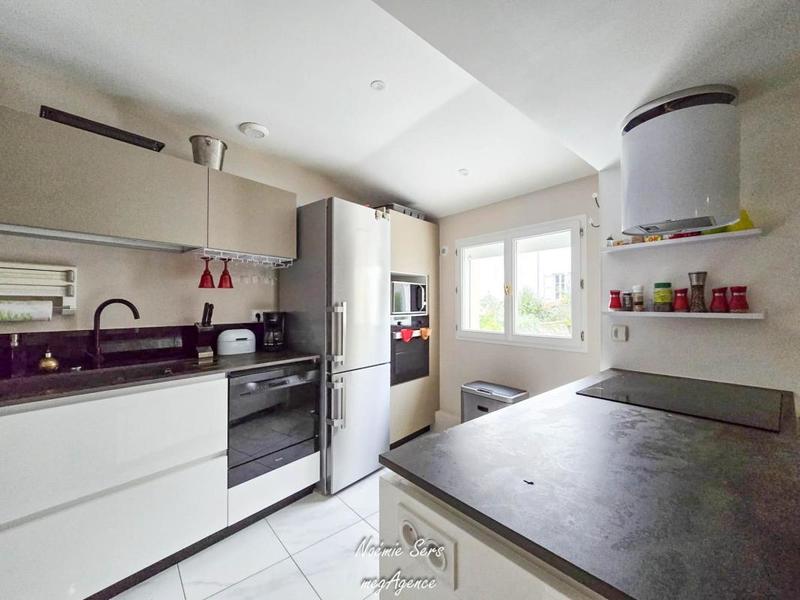 Maison - 92 m² - 3 pièces