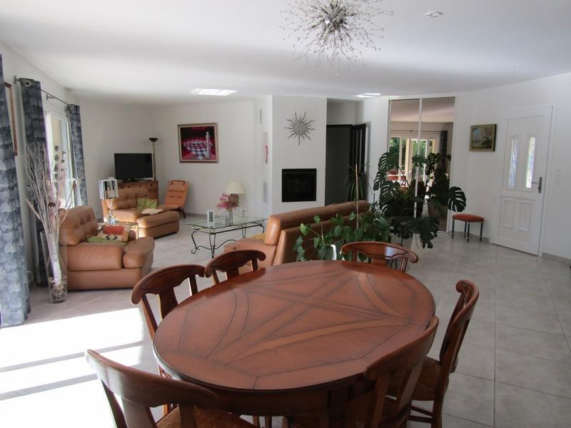 Maison - 146 m² - 5 pièces