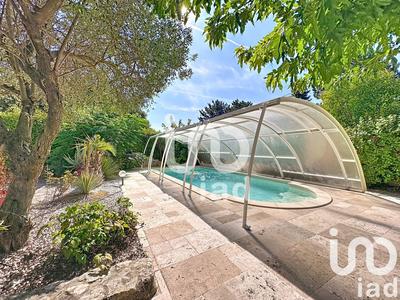 Maison - 224 m² - 7 pièces