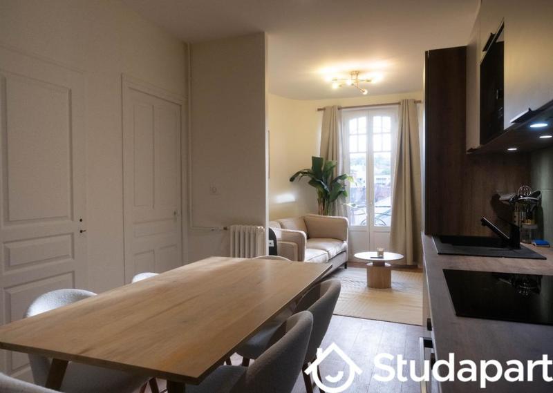 Chambre - 10 m² - 1 pièce