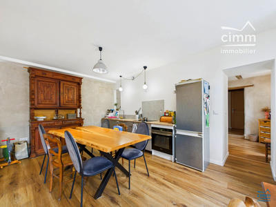 Maison ancienne - 171 m² - 6 pièces