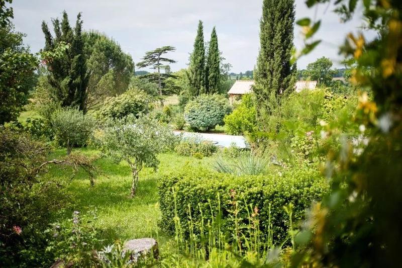 Maison - 283 m² - 9 pièces