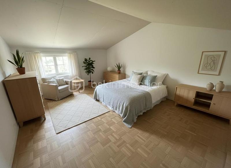 Maison - 88 m² - 4 pièces