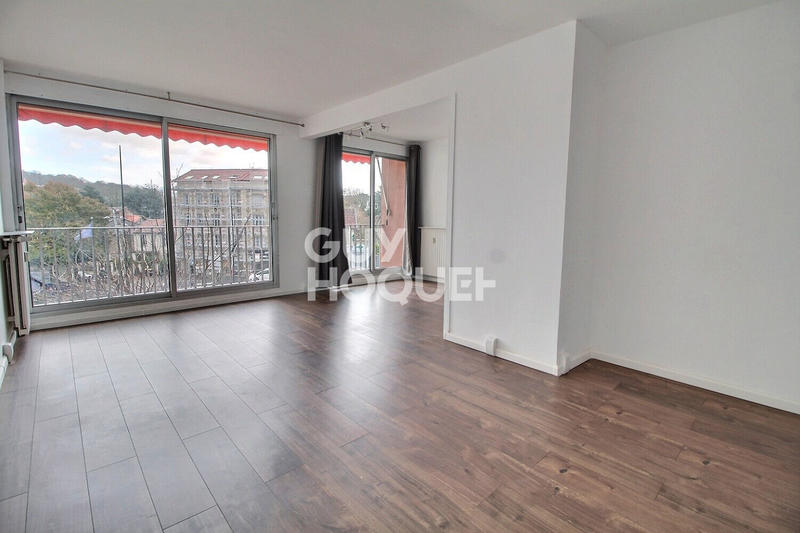 Appartement - 80 m² - 4 pièces