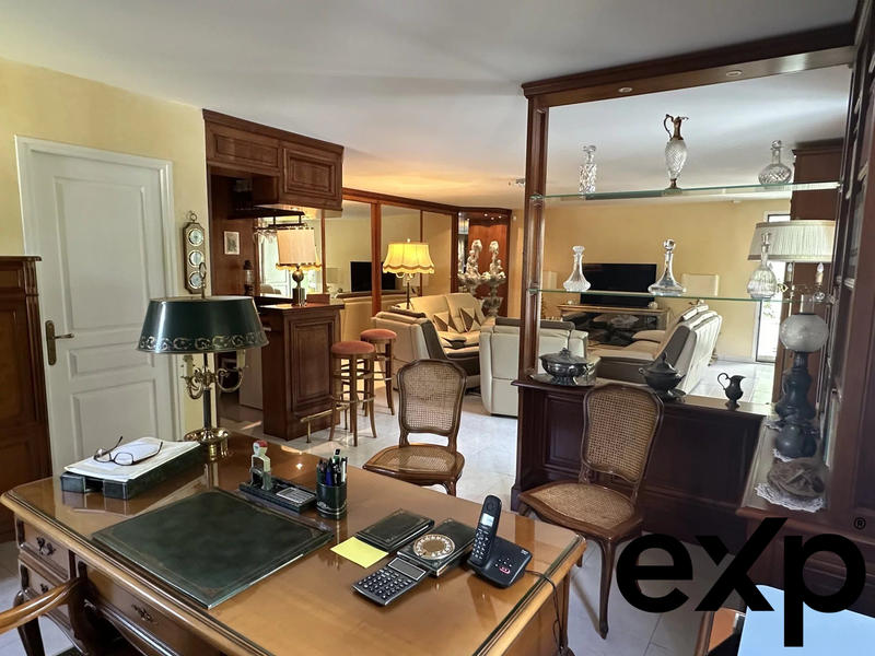 Maison ancienne - 200 m² - 7 pièces