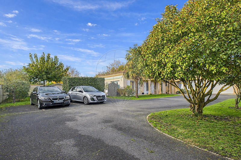 Villa - 185 m² - 5 pièces