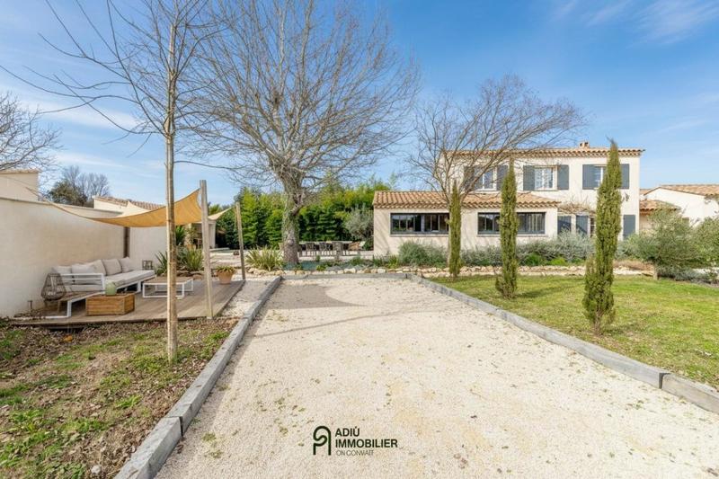 Maison - 175 m² - 5 pièces