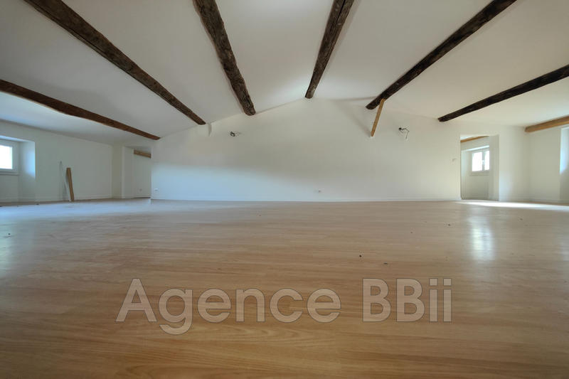 Appartement - 213 m² - 7 pièces