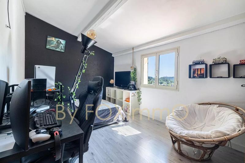 Villa - 178 m² - 6 pièces