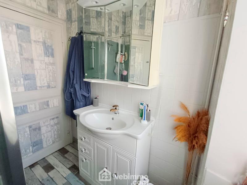 Maison - 115 m² - 8 pièces