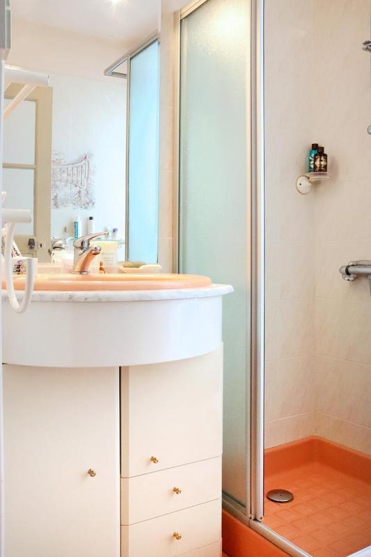 Maison - 220 m² - 7 pièces