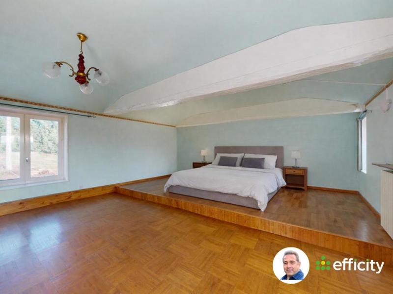 Maison - 222 m² - 5 pièces