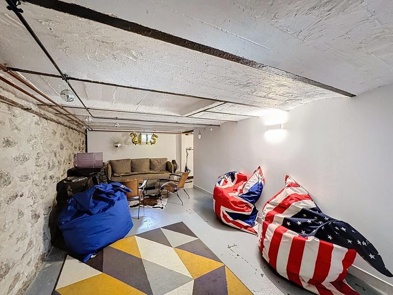 Maison - 151 m² - 5 pièces