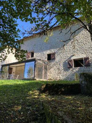 Maison ancienne - 170 m² - 5 pièces